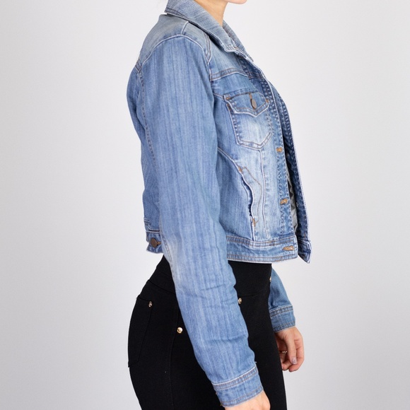 Small Cropped Jean Jacket - Picture 8 of 11